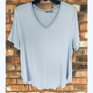 VERSONA V-Neck Top    XL